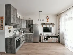 Pronájem bytu 1+kk, Praha - Vysočany, Poděbradská, 36 m2