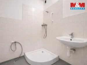 Pronájem bytu 3+1, Kadaň, Chomutovská, 70 m2