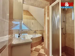 Pronájem bytu 2+1, Zlín - Štípa, Ve Žlebech, 66 m2