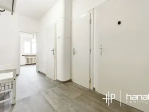 Prodej bytu 2+1, Zlín, Věžové domy, 61 m2