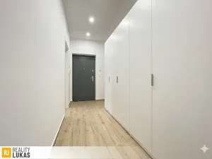 Prodej bytu 2+1, Ostrava, Korunní, 62 m2