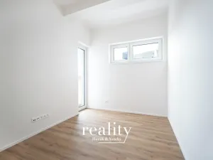 Pronájem bytu 3+kk, Brno, Komárovská, 66 m2