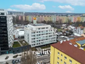 Pronájem bytu 3+kk, Brno, Komárovská, 66 m2