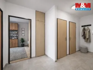 Prodej bytu 3+1, Praha - Řepy, Makovského, 65 m2