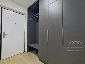 Pronájem bytu 1+kk, Praha - Velká Chuchle, Na hvězdárně, 35 m2