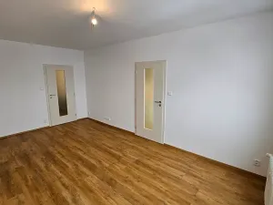 Pronájem bytu 3+1, Praha - Záběhlice, Jabloňová, 72 m2