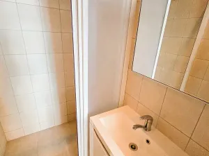 Pronájem bytu 1+kk, Praha - Holešovice, V zákoutí, 32 m2