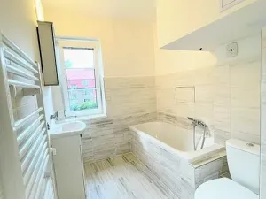 Pronájem bytu 2+kk, Liberec - Liberec I-Staré Město, nám. Žižkovo, 50 m2