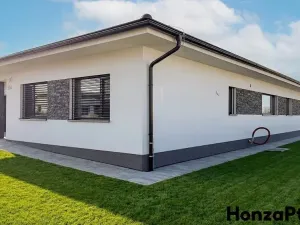 Prodej rodinného domu, Křenice, V Kukli, 190 m2