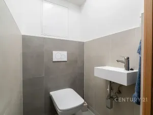 Pronájem bytu 4+kk, Liberec, Ostravská, 70 m2