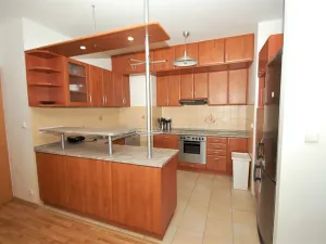 Pronájem bytu 4+kk, Praha - Smíchov, Astlova, 111 m2