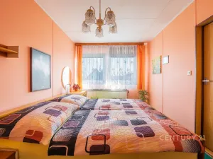 Prodej rodinného domu, Vroutek, Na Hůrce, 140 m2