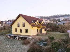 Prodej rodinného domu, Mořina, 239 m2