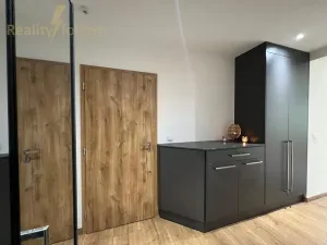 Pronájem bytu 2+kk, Ostrava, 62 m2