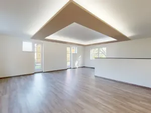 Prodej kanceláře, Praha, 854 m2