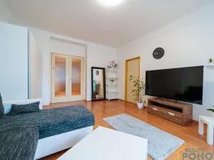 Pronájem bytu 2+1, Praha - Žižkov, Biskupcova, 69 m2