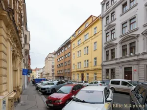 Prodej bytu 2+kk, Praha - Holešovice, Dobrovského, 40 m2