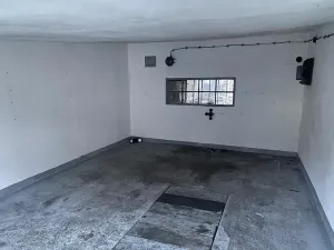 Pronájem garáže, Soběsuky, 28 m2