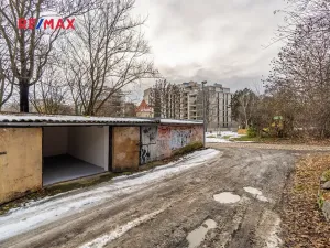 Pronájem garáže, Praha - Břevnov, 18 m2