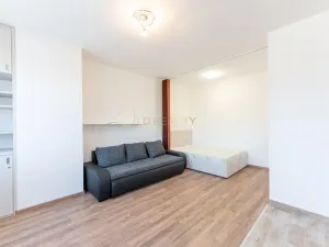 Pronájem bytu 1+kk, Olomouc, Jarmily Glazarové, 37 m2