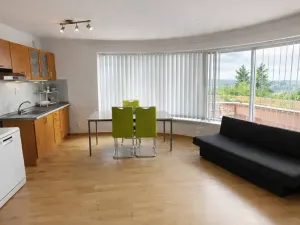 Pronájem bytu 2+kk, Praha - Kobylisy, Mirovická, 58 m2