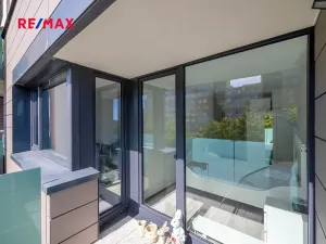 Pronájem bytu 2+kk, Praha - Stodůlky, Petržílkova, 53 m2