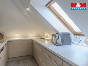 Prodej bytu 3+1, Zlín - Kudlov, Žlutá, 83 m2