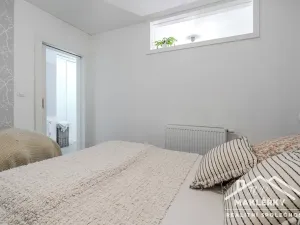 Prodej bytu 2+kk, Břežany II, 56 m2