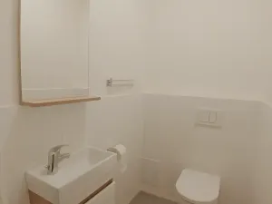 Pronájem bytu 3+kk, Praha - Smíchov, U Dívčích hradů, 93 m2