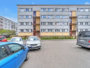 Prodej bytu 1+1, Hradec Králové, V Koutech, 35 m2