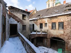 Prodej rodinného domu, Duchcov, G. Casanovy, 500 m2