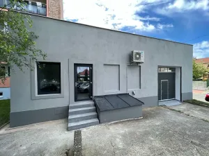 Pronájem výrobních prostor, Praha - Horní Počernice, Komárovská, 210 m2