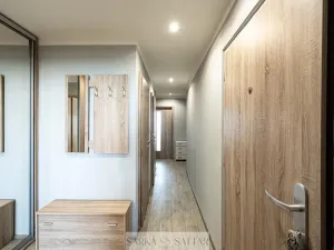 Prodej bytu 3+1, Praha - Řepy, Španielova, 75 m2