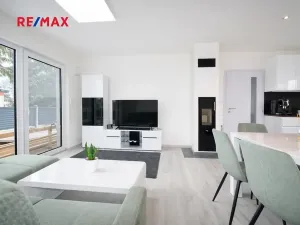 Prodej rodinného domu, Dobrovíz, 61 m2