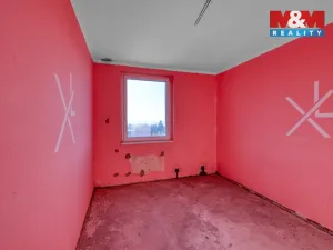 Pronájem bytu 4+1, Rovná, 80 m2
