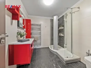 Prodej vily, Praha - Klánovice, Zádražanská, 330 m2