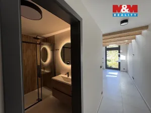 Pronájem atypického bytu, Klášterec nad Ohří, Chomutovská, 53 m2