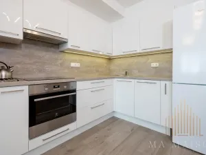 Pronájem bytu 2+kk, Praha - Střížkov, Lovosická, 52 m2