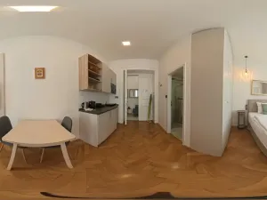 Prodej bytu 2+1, Praha - Nové Město, Ve Smečkách, 66 m2