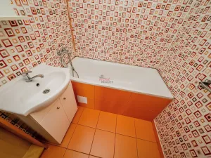 Prodej bytu 3+1, Ostrava, Mojmírovců, 67 m2