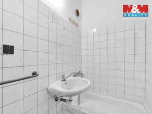 Prodej bytu 1+1, Jičín - Nové Město, Barákova, 39 m2