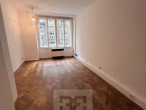 Pronájem bytu 2+kk, Praha - Nové Město, 50 m2