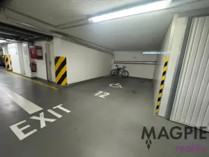 Prodej garáže, Praha - Uhříněves, Saturnova, 19 m2