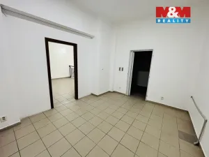 Pronájem obchodního prostoru, Jihlava, Masarykovo náměstí, 360 m2