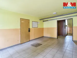 Prodej bytu 3+1, Krupka - Maršov, Karla Čapka, 79 m2