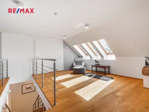 Prodej rodinného domu, Praha - Královice, Pešíkova, 220 m2