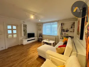 Prodej rodinného domu, Krhanice, 154 m2