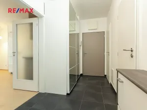 Pronájem bytu 3+kk, Praha - Hlubočepy, Devonská, 65 m2