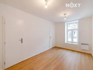 Prodej bytu 1+1, Praha - Zbraslav, Elišky Přemyslovny, 32 m2