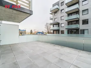 Prodej bytu 2+kk, Praha - Prosek, Čakovická, 43 m2
